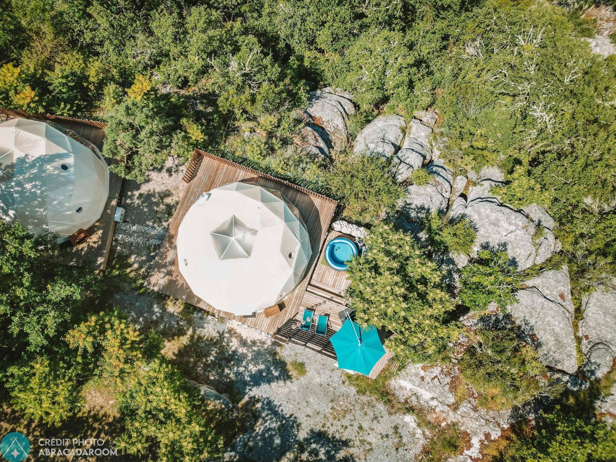 Hotel Les Domes Des Gorges Ruoms Esterno foto